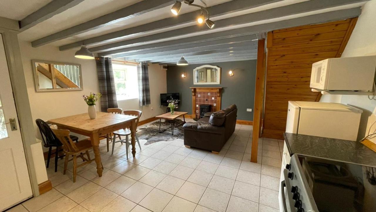 Holiday home Crug Yr Eryr Isaf *